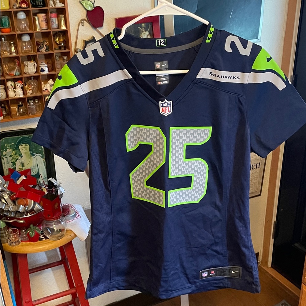 Retro Seattle Seahawks Jersey with Number 25 Richard Sherman Size M Youth